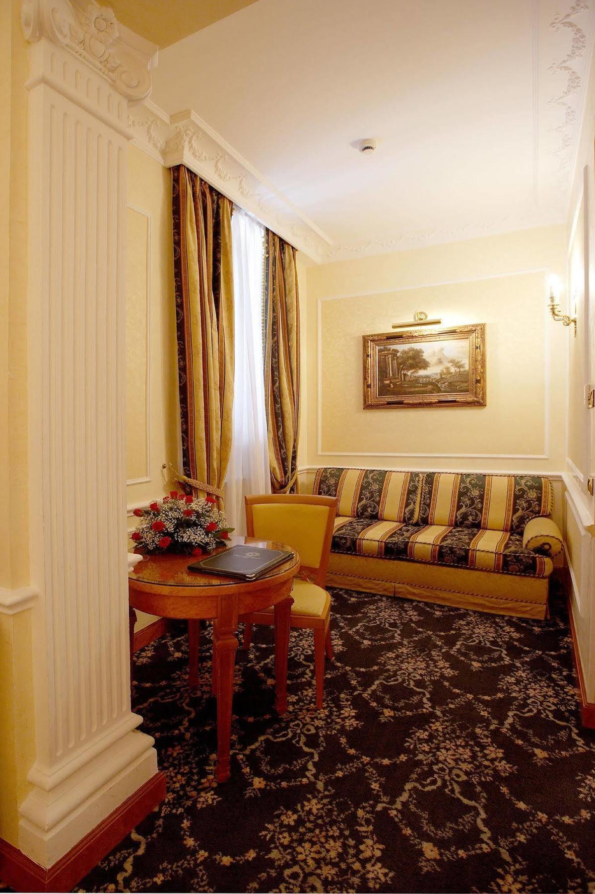 โรงแรมเด คอนโซลี โรม ภายนอก รูปภาพ